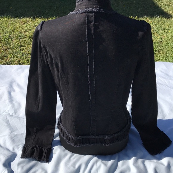 Luii black blazer with gold round buttons long sleeve women Upscale Boutique - Picture 4 of 8